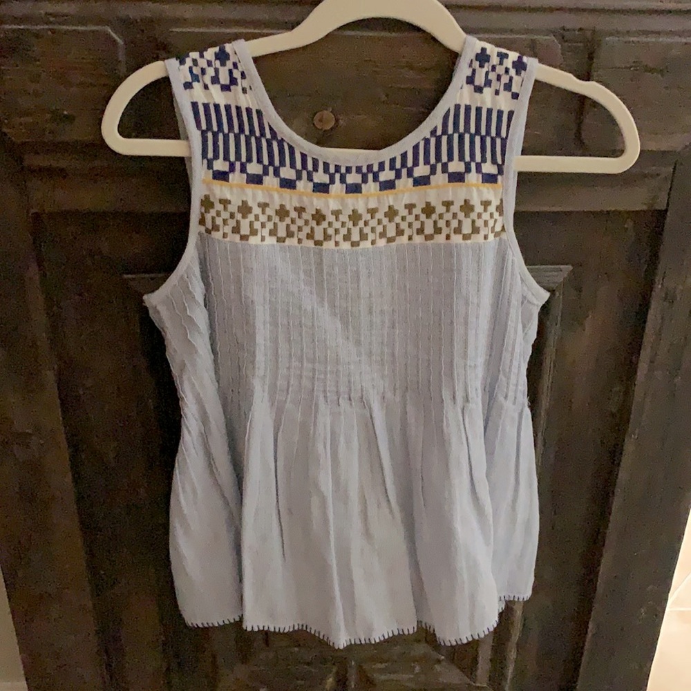 Lucky 🍀 Brand sleeveless top